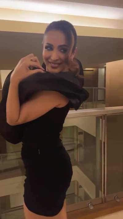 Malaika Arora [new]