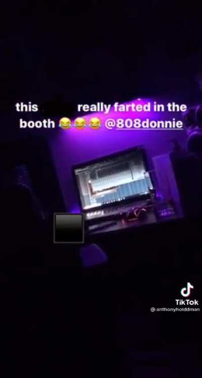 Y&rsquo;all ever think Carti has farted in tha booth before?