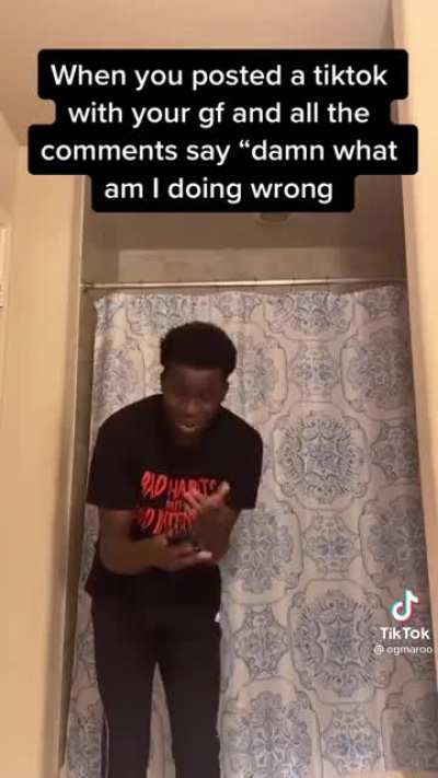 who tries this hard to flex a nav vlone shirt