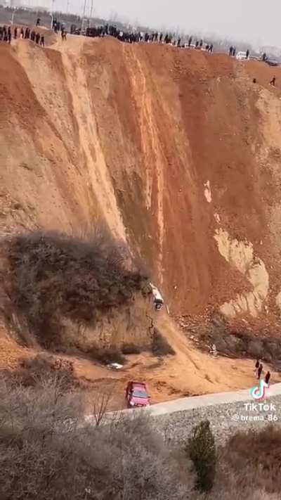 SUV climbs a 