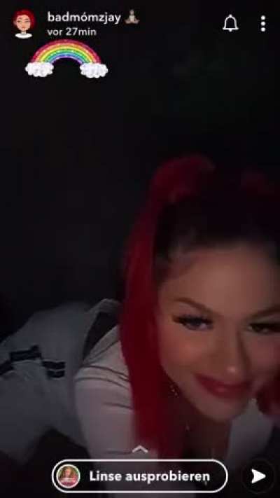 😜
