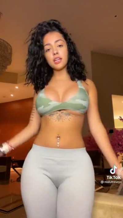 Her surgeon deserves an award