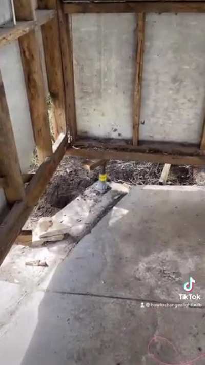 Australian tradie explains &ldquo;she&rsquo;ll be right and figuring it out&rdquo;