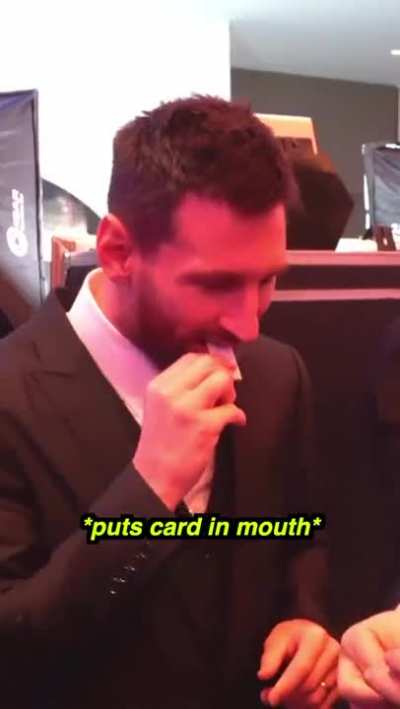 Messi look confused
