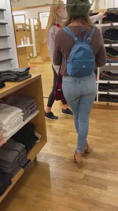 Girl peeing in her jeans in public
