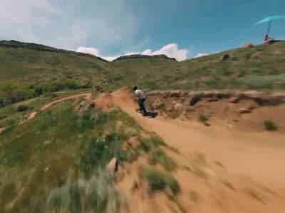 This mountainboarding clip I did recently has been getting some interest from snowboarders. What do y&rsquo;all think? 🚁: @u/Johnny_snipes