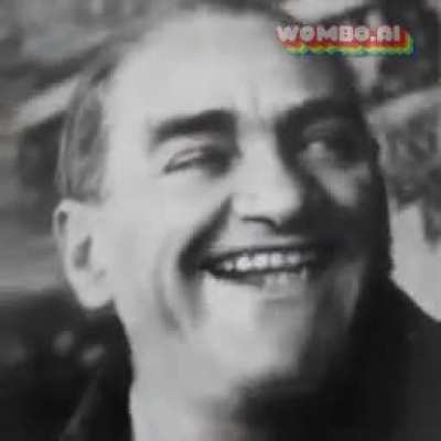Bakın nasıl da g&uuml;l&uuml;yor (bu kadar g&uuml;lecek ne vardı