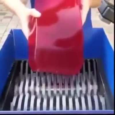 Sound of jello being shredded