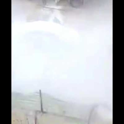 С открытым окном