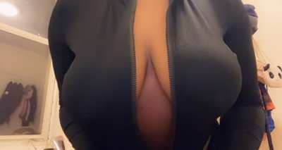Sweater titties