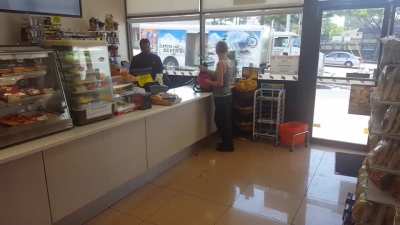 7-Eleven employee has enough!