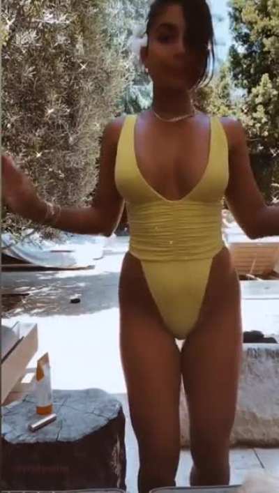 Vanessa Hudgens