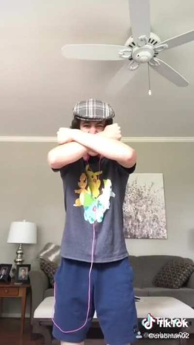 MAX AURA