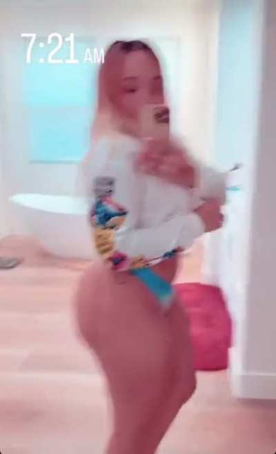 🤰