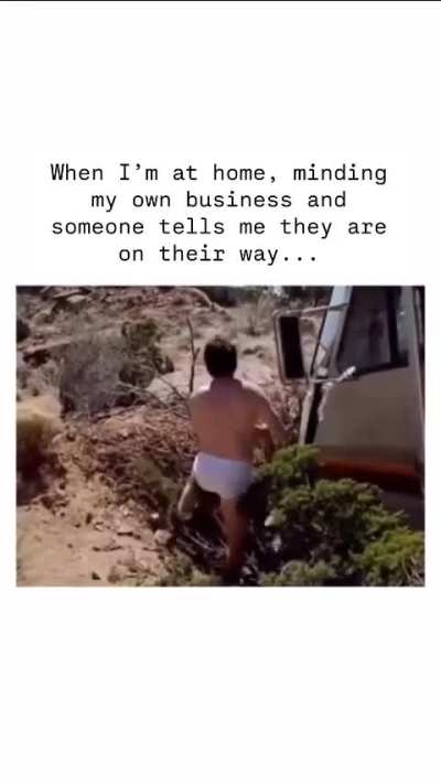 I have dream like this&hellip;well, nightmares. Where did I hang my door pants? 😫