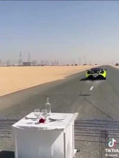 Perfectly executed removal of table cloth
