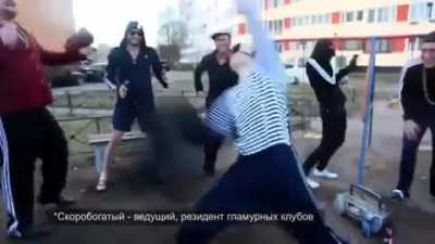 Bizim Türk kekolarından daha beter bunlar.