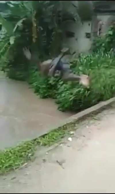 Bain bom