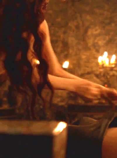 Carice van Houten naakt in 'Game of Thrones' (voor de verandering)