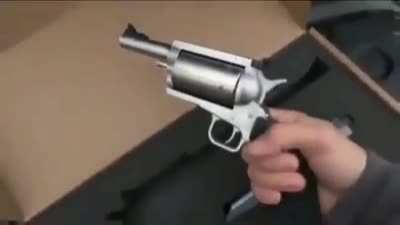 Shooting gun goes EEE