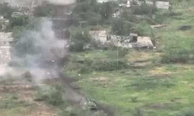 RU POV: Russian tank T-80 is taking out Ukrainian armored vehicles and infantry at Zaporozhian front.