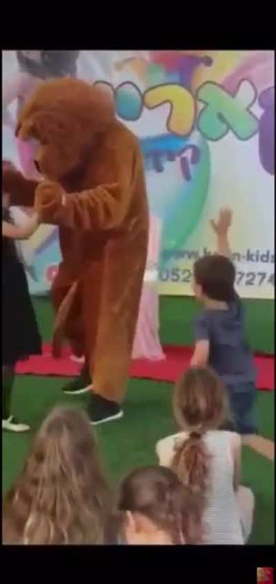 Рекабушник на подроботке.