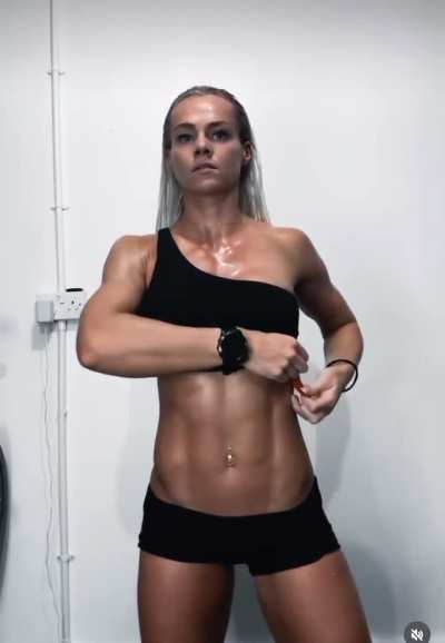 Sarah Holden 