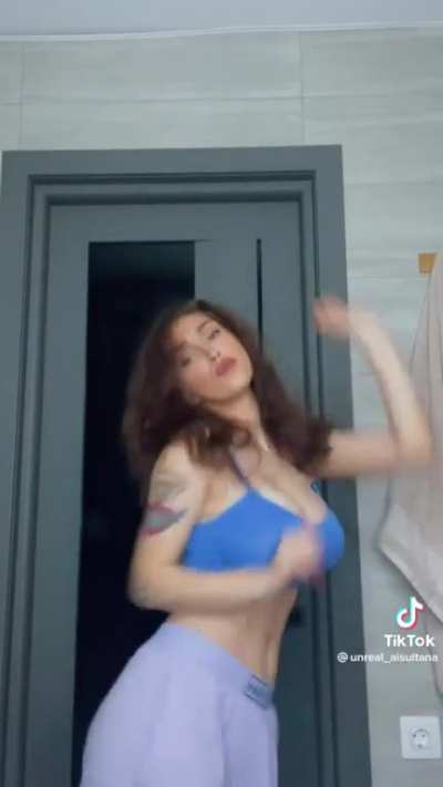unreal_aisultana