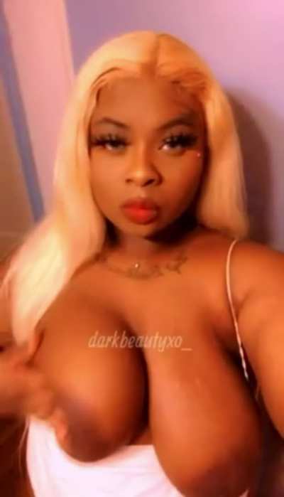 What about me do you find attractive ? 🤤😘