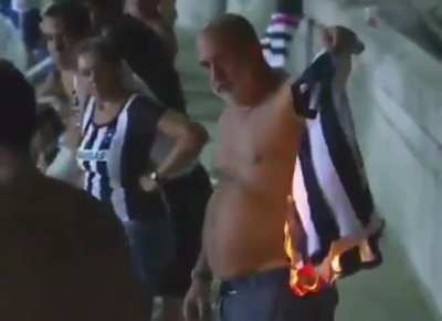 Torcedor mais feliz do Botafogo