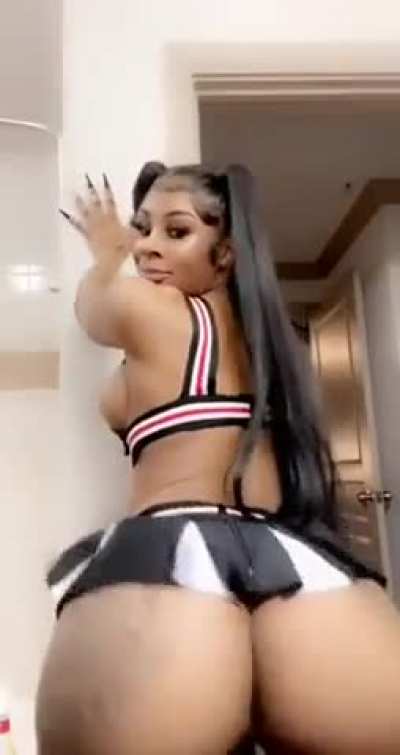 Your favorite cheerleader&hellip;🥵