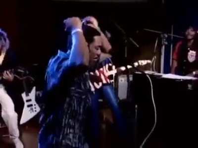 In 1985, Eddie Murphys song came from a 100k bet he made with Richard Pryor about whether EM could actually sing or not