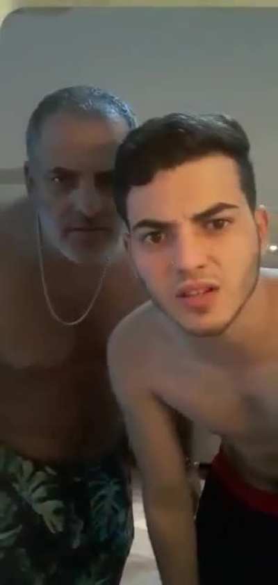 Gg