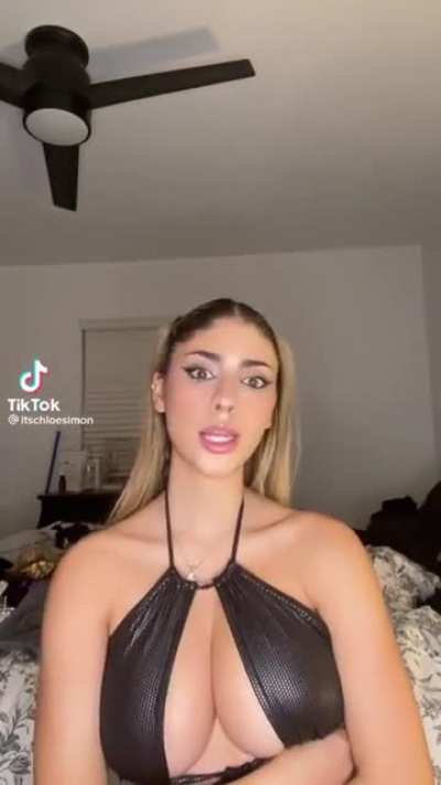 itschloesimon
