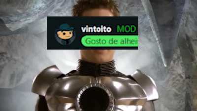 O bro acha que &eacute; o personagem principal 😭😭