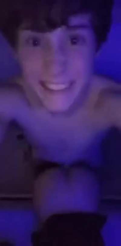 College freshman finally gettin some pussy in his dorm!
