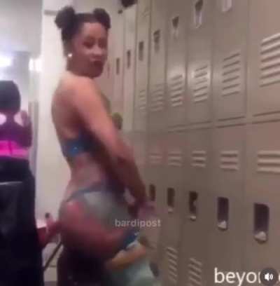 Hips don&rsquo;t Lie