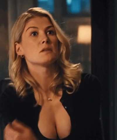 Rosamund in Jack Reacher (2012)