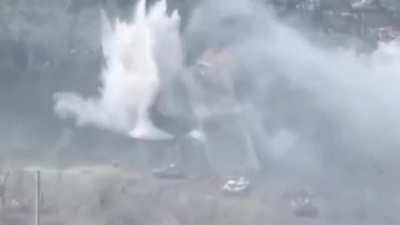 The exact moment Ukrainian artillery struck the Russian pontoon bridge near Bilohorivka a few days ago