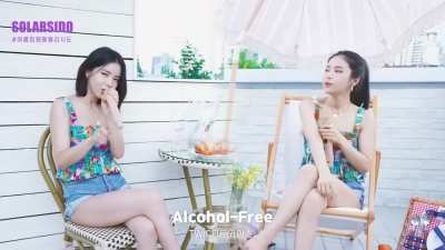 210708 Solar YouTube Update: Solar of MAMAMOO sings snippet of "Alcohol Free"