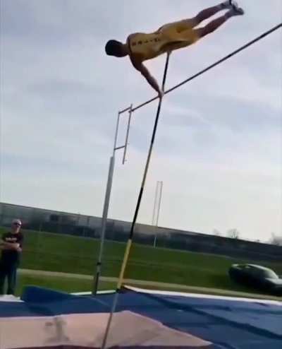 That big bar 👀