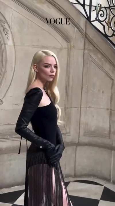 Anya at Dior fashion show