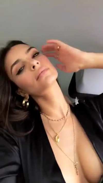 Sexy Cleavage