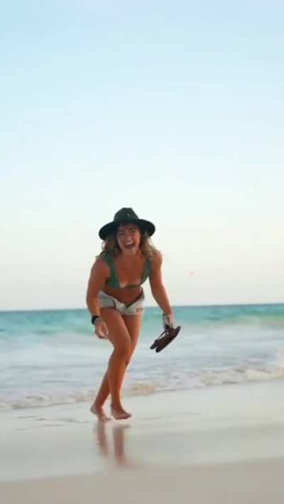 Demi Insta Reels Vid