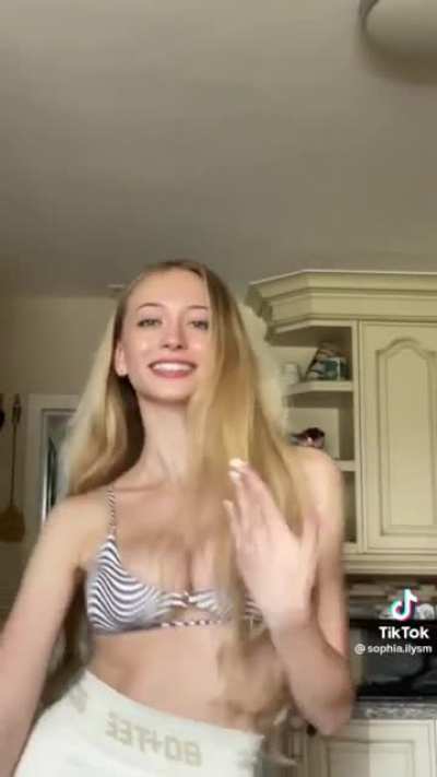 her tiktok, but i cut out the part where they&rsquo;re not showing ;))