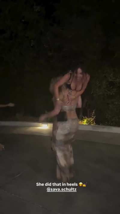 Sava and Cristiana Love, the strength of our diva always impresses!!! 💓💓💓