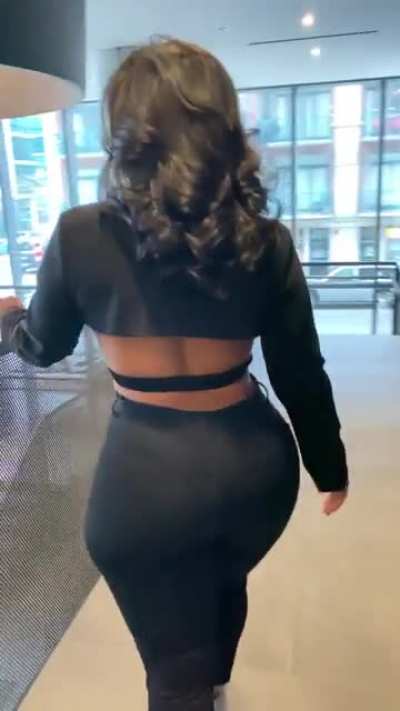 THICKZEKUTIVE!!!!