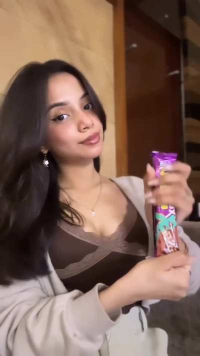 Muskan Karia Handjob