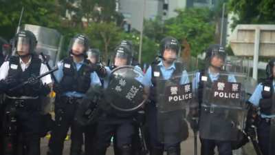 Hong Kong 1 th July Morning, a clash between the police and the people around Legislative Council Complex part a