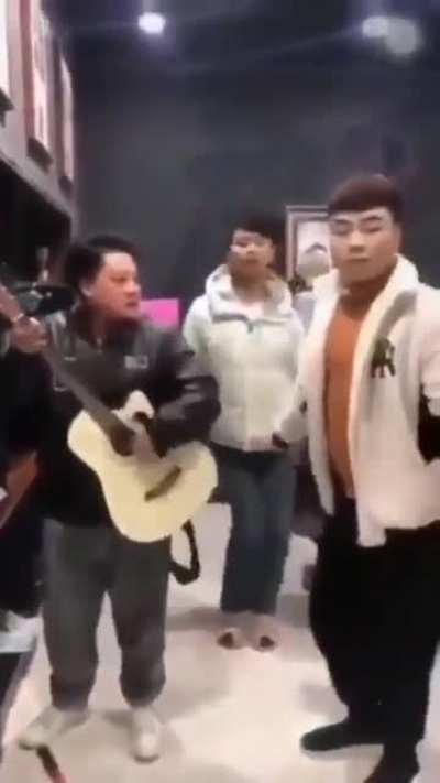 He hate hammer.